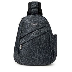 🌸Baggallini Black Sling Backpack